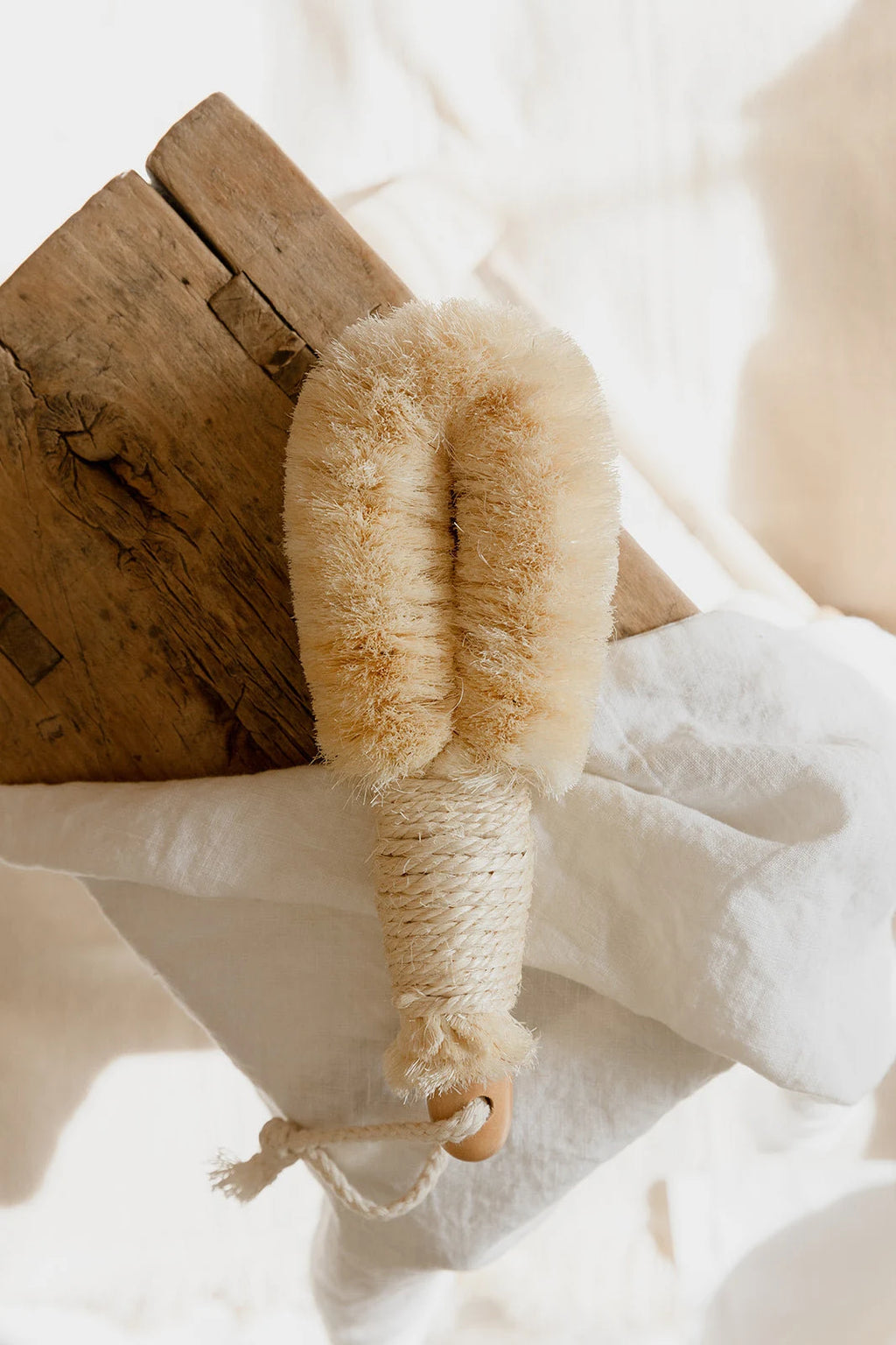 Vegan Dry Brush with Handle | Eco-Friendly, Sisal Body Brush